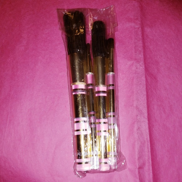 Estee Lauder Makeup Estee Lauder 4 Piece Golden Makeup Brush Set